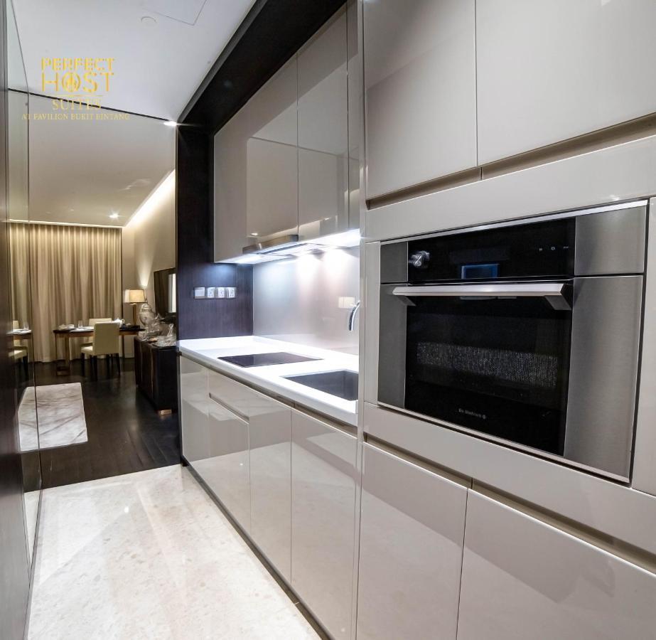 Ph Suites At Pavilion Bukit Bintang Kuala Lumpur Zewnętrze zdjęcie A modern kitchen
